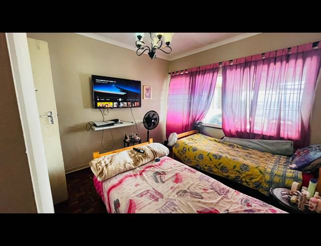 4 BEDROOM HOUSE TO LET IN BLUFF